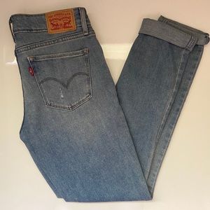 Levi’s 711 skinny jeans